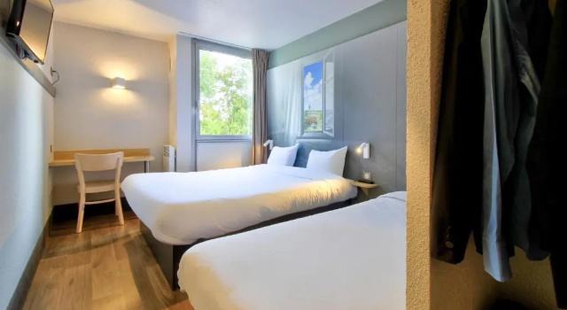 Трёхместный номер B&B HOTEL Beaune Sud 1 Palais des Congrès