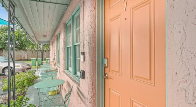 Апартаменты Dive Into the 50s- Restored Motel in St Augustine