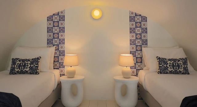 Люкс Family (Sea and Pool View) White Pearl Laokasti Suites