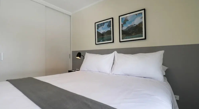 w Brilliant 2BR in the Heart of Barranco, Забронировать Апартаменты/квартира Отели в центре Барранко, в центре