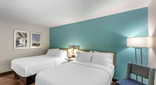 Standard Vierer Zimmer The Harborview, Ascend Hotel Collection