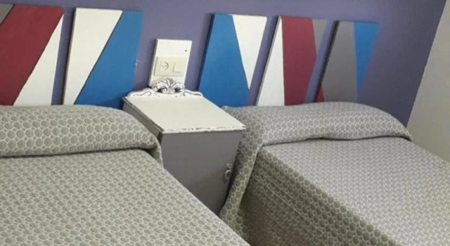 Hostal El Tropezón, Забронировать Отель Матальяна-де-Вальмадригаль Леон