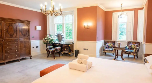 Weston Manor Hotel, Забронировать Отель Бистер 