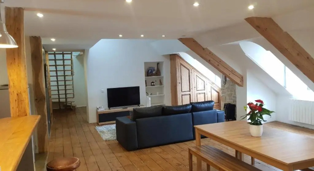 Loft dans les Pyrénées, Забронировать Апартаменты/квартира Отели Олорон-Сент-Мари с парковкой, Парковка