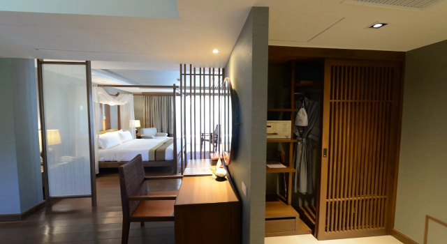 Rarin Jinda Wellness Spa Resort, Забронировать Курортный отель Отели провинции Чианг Мая с парковкой, Парковка