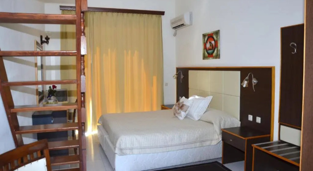 Апартаменты Дуплекс с 2 комнатами George Beach Studios