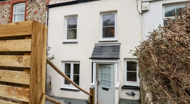 Beach Road House, Забронировать Дом для отпуска Илфракомб Девон, рядом с Статуя «Истина»