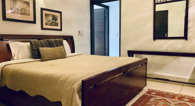 Номер Standard Thikana Delhi