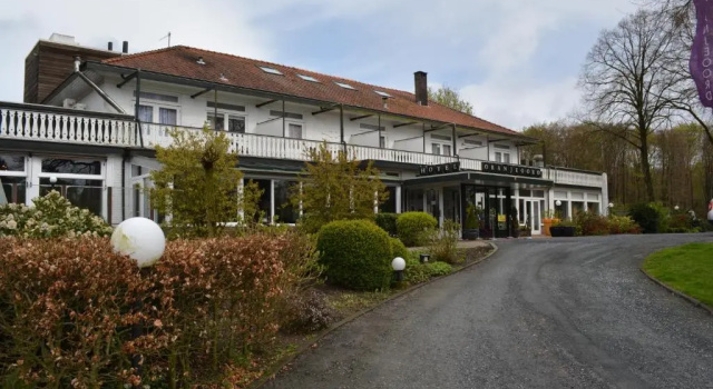 Люкс Hotel Oranjeoord