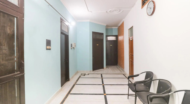 Xpress Stays by OYO Rooms, Забронировать Отель Отели штата Уттар-Прадеша 3 звезды, 3*