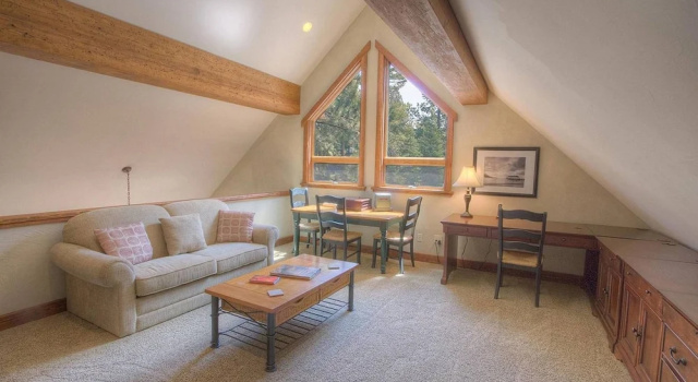 Gardner Mtn Gathering Place by Lake Tahoe Accommodations, Забронировать Отель Саут-Лейк-Тахо South Lake Tahoe Area