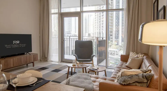 Elegant Apt With Balcony Minutes from Burj Khalifa, Забронировать Апартаменты/квартира Даунтаун Дубай Дубай