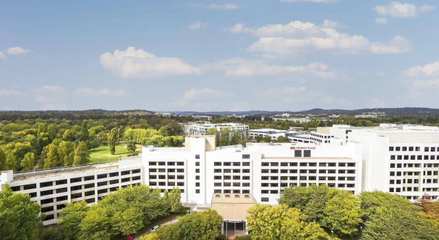 Crowne Plaza Canberra by IHG