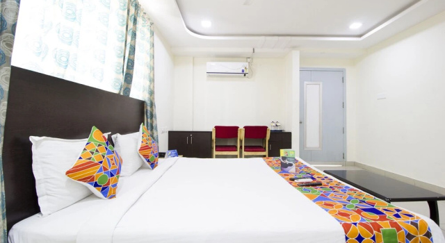 Номер Deluxe FabHotel Siri Inn Madhapur