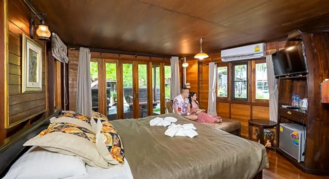 Двухместный номер Deluxe с видом на озеро Kaengkrachan Boathouse Paradise Resort