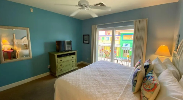 Harbour House at the Inn Unit 211 by Coastal Vacation Properties, Забронировать Апартаменты/квартира Апартаменты Fort Myers Area, Апартаменты/квартира