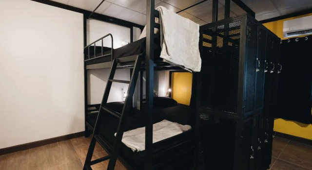 Here to Stay Hostel, Забронировать Хостел Бангкок Провинция Бангкок