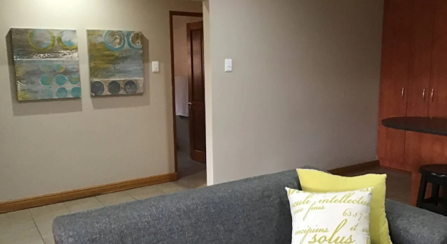 Fully Furnished Monthly Stay in Pentagon Park, Reservar Casa de férias Casas de Campo em Free State, Casa de campo / Cottage