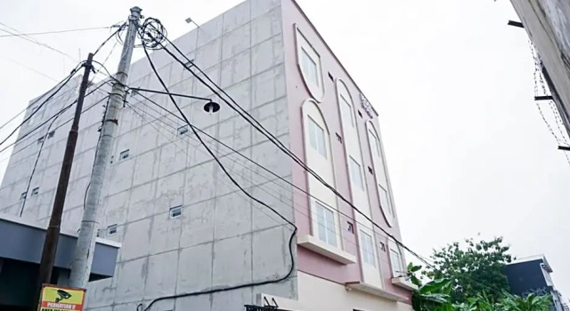 Singgahsini Shasa Syariah Solo Baru, Boek Hotel Grogol Central Java