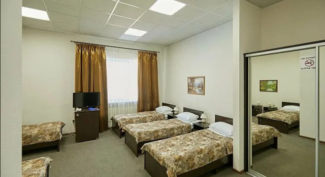 Кровать в общем номере Элисса