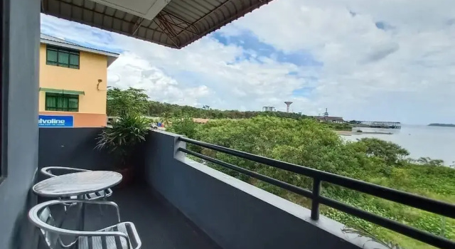 Одноместный номер Deluxe с балконом Maya Hotel