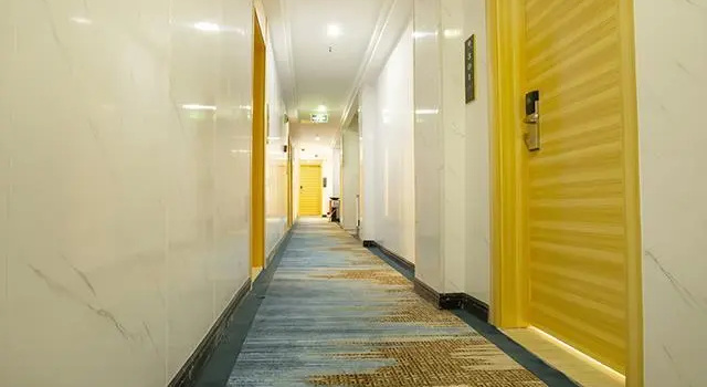JTour Inn Zhanjiang Yifu Plaza