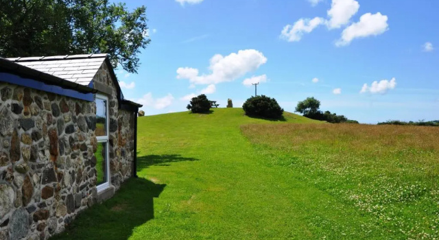Коттедж с 2 комнатами The Barn at Cae Bach