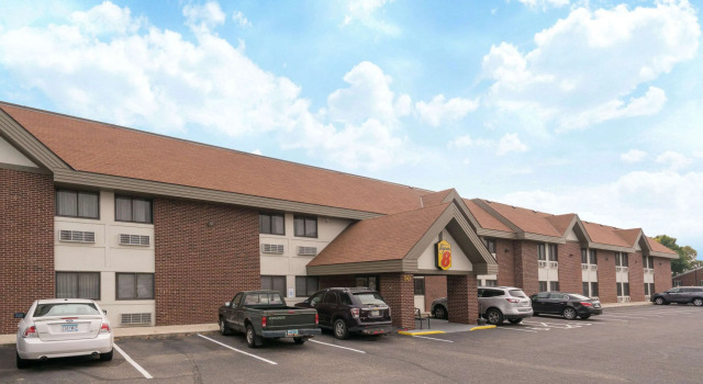 Super 8 St. Cloud, Rezervați Mini-hotel Saint Cloud Minnesota