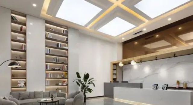 Qingchen Cinema Hotel (Changde Pedestrian Street)