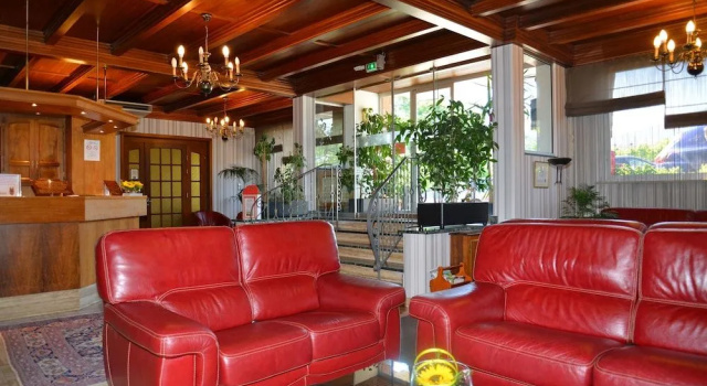 Hotel Munsch Restaurant & Wellness, Colmar Nord - Haut-Koenigsbourg, Забронировать Отель Сент-Ипполит Alsace Wine Route