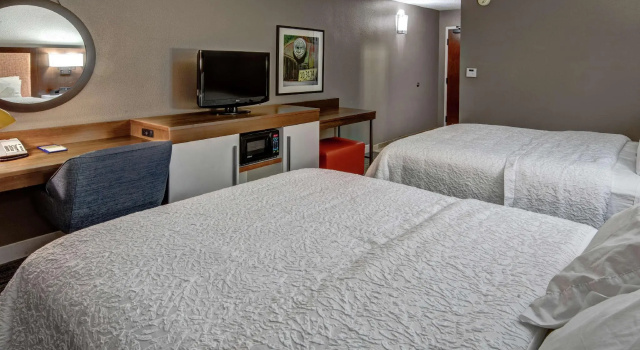 Четырёхместный номер Standard Hampton Inn Tullahoma
