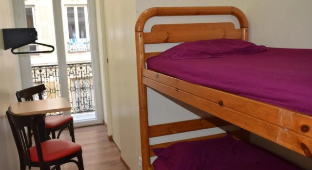Hôtel Lyonnais, Забронировать Отель Недорогие отели Ниццы, рядом с Опера Ниццы, недорогие