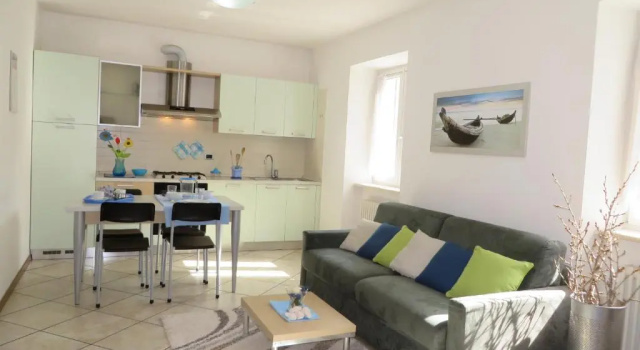 Апартаменты с 2 комнатами с балконом и с видом на сад Bella Villa Apartments