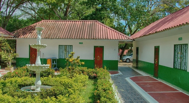 Hotel Campestre Los Gabrieles, Buchen Sie Hotel Rivera Huila