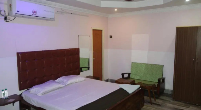 Standard triple chambre Hotel HCB