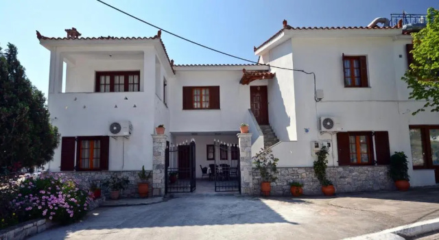 Oasis Deluxe Apartments, Забронировать Апартаменты/квартира Нео-Клима Скопелос