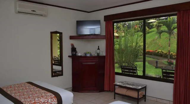 Номер Standard Arenal Volcano Inn