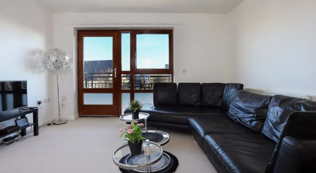 Modern, Stylish 1 Bed In Shadwell, Забронировать Отель Тауэр-Хэмлетс Лондон, рядом с Станция метро Wapping