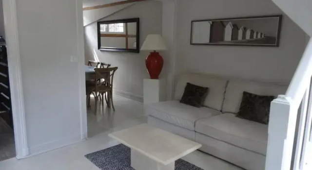 Holiday home Le Petit Ermitage, Забронировать Апартаменты/квартира Отели Трувиль-сюр-Мер с парковкой, Парковка