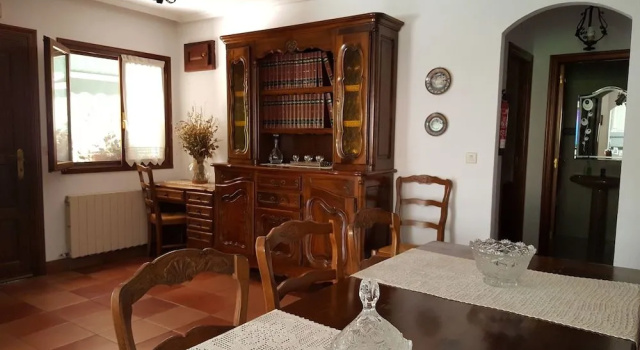 Apartamentos Rurales La Tablá, Забронировать Отель Альес Пикос-де-Эуропа