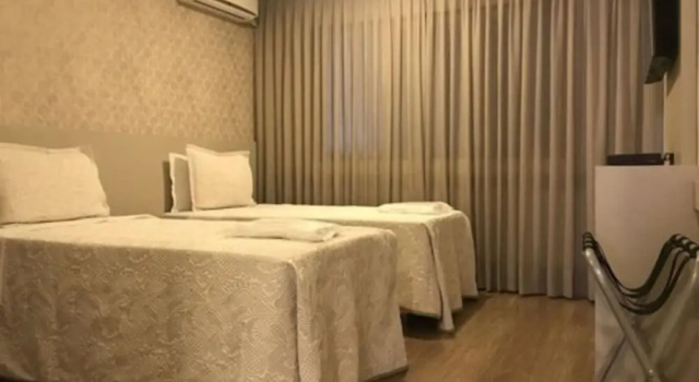 Realce Hotel, Забронировать Отель Отели штата Сан-Паулу с парковкой, Парковка