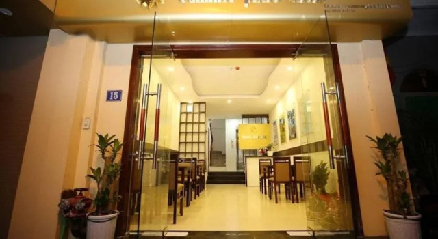 Summer Place Hotel - Hostel