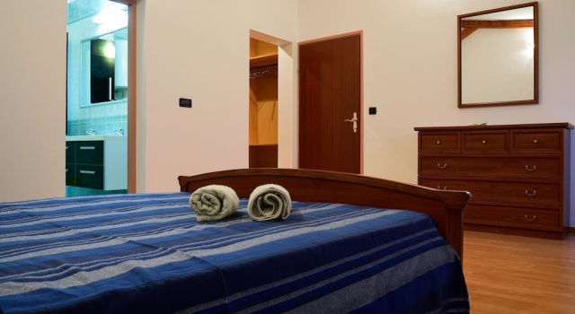 Apartment Mrkić / Four Bedroom A1