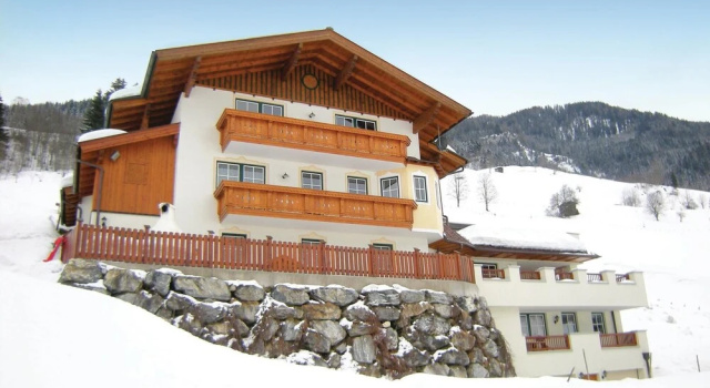 Beautiful Home in Grossarl With 5 Bedrooms and Wifi