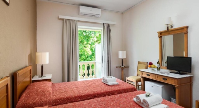 Трёхместный номер Arion Hotel