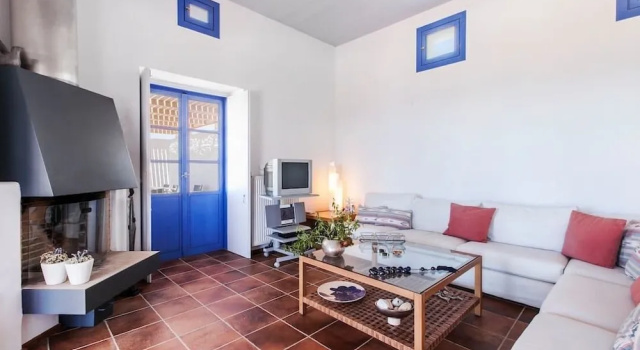 Gorgeous 6bdr SeaFront Villa