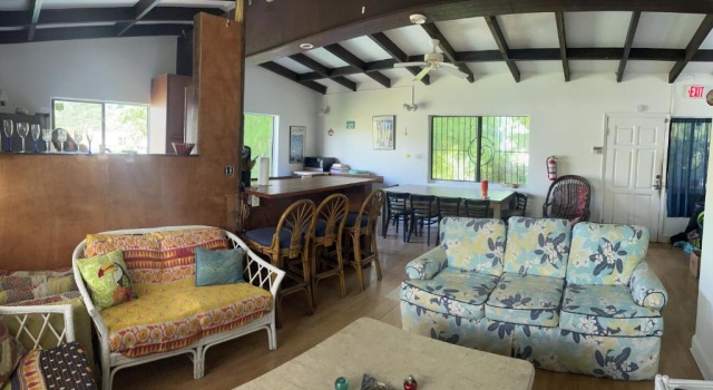 Кровать в общем номере (мужской номер) Tillett Gardens Guest House