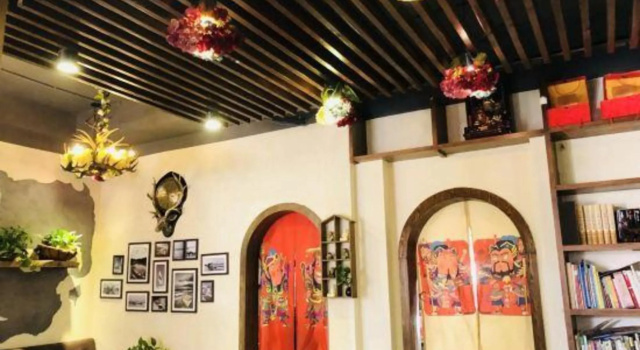 Mingyue Guxiang Inn