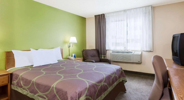 Двухместный номер Standard Super 8 by Wyndham Tappahannock VA