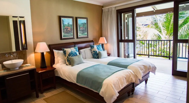 Номер Standard с 4 комнатами с красивым видом из окна Spas Villas Eden Island
